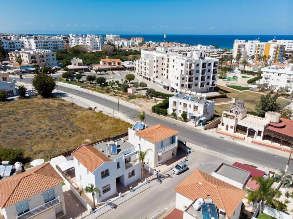 Dafni Villa By Pann Protaras Bagian luar foto